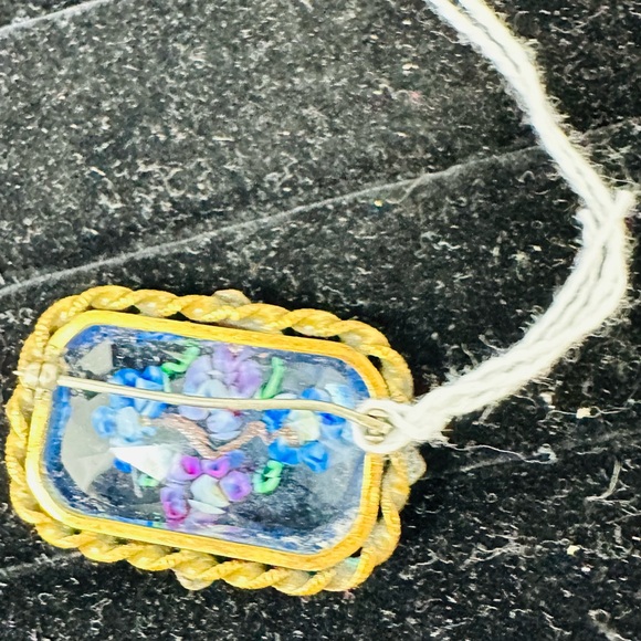 Colorful Brooch - Picture 3 of 3